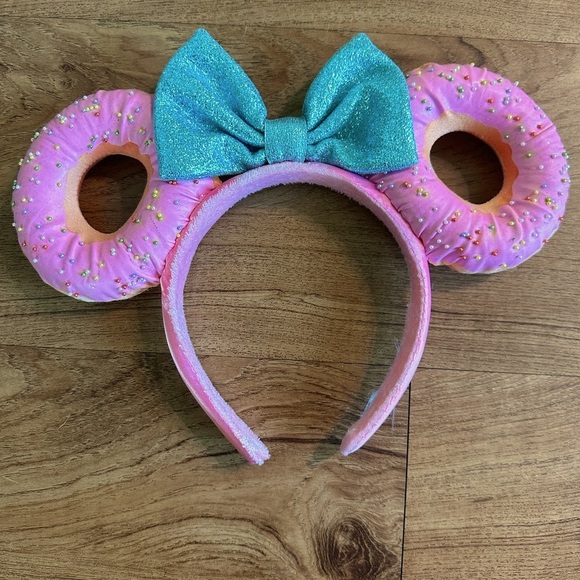 Disney Parks Strawberry Frosted Donut Minnie Ears - Picture 1 of 5